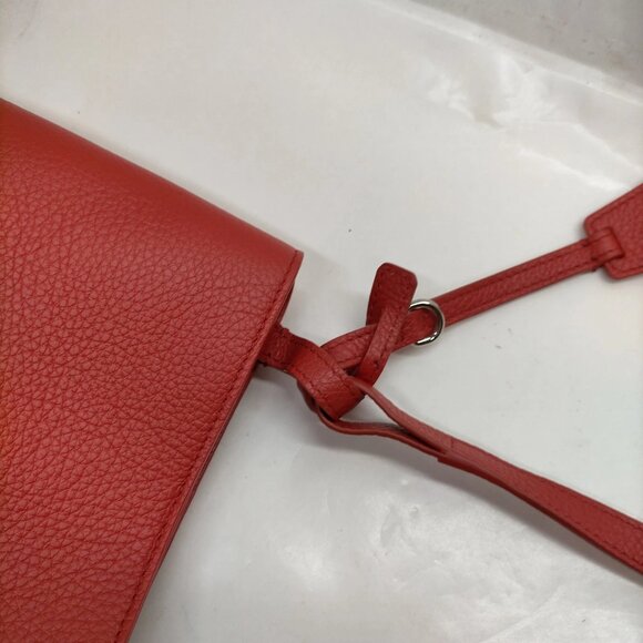 Burberry Red Leather  Shoulder Bag mon625-101025 - Picture 8 of 16